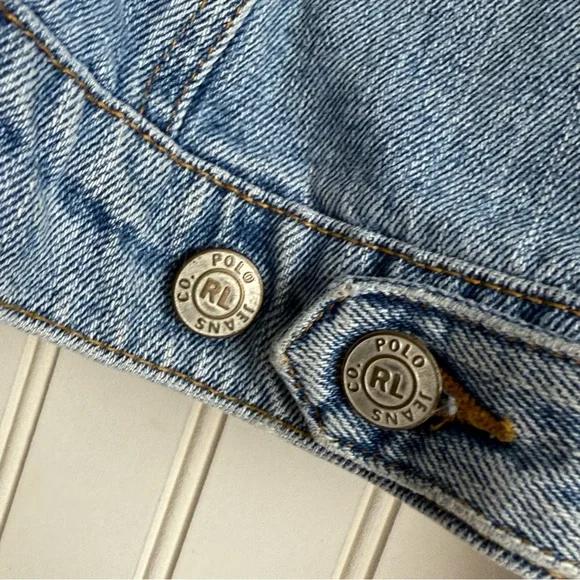 Polo Jeans Co. Ralph Lauren Size L distressed light blue denim jacket - Picture 5 of 5